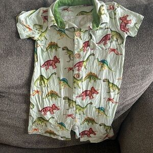 Posh peanut Dinosaurs